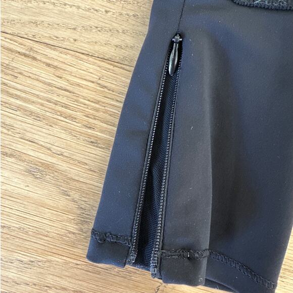 Thrive Societe - Zip Ankle High Waist Leggings in Black - Picture 2 of 5